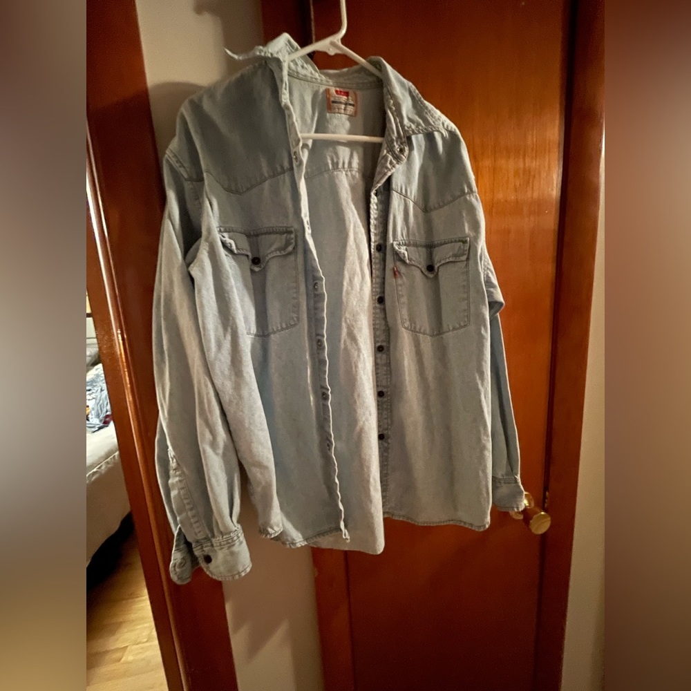 Levi’s Button Down Shirt - image 7